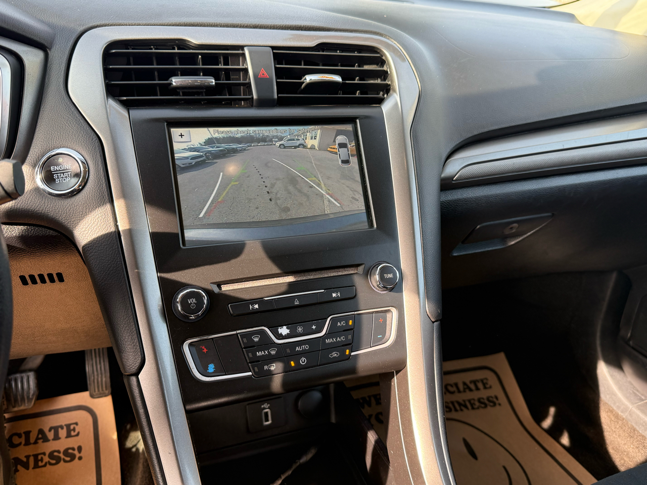 Ford Fusion Hybrid SE 2018