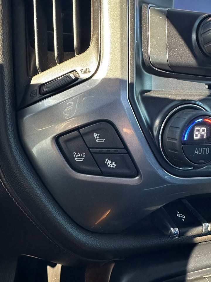 Chevrolet Silverado 3500HD LTZ Crew Cab 4WD 2015