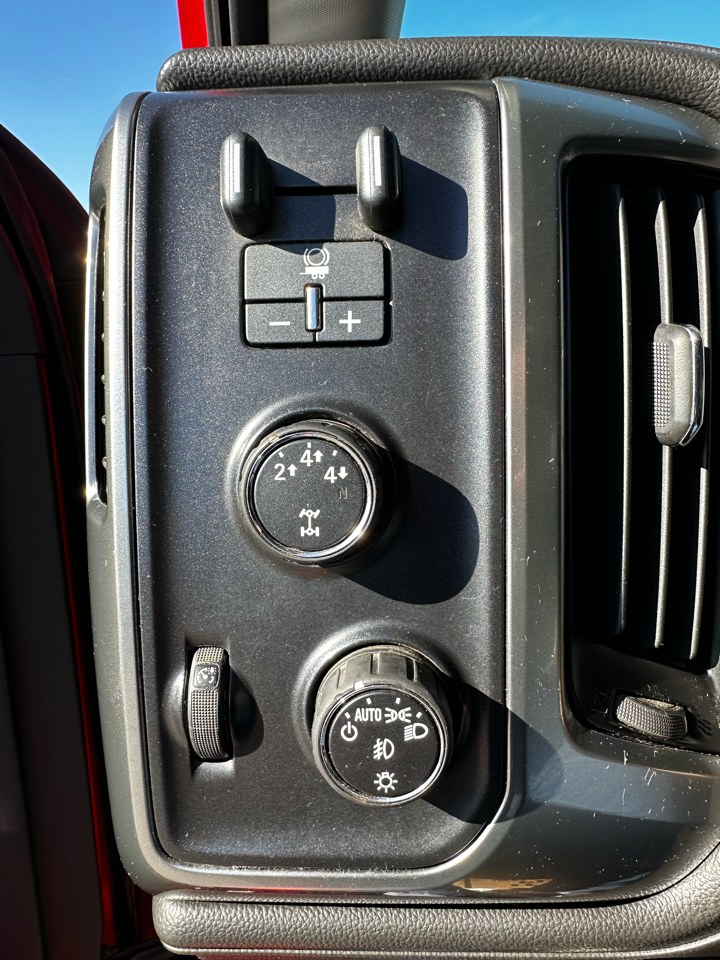 Chevrolet Silverado 3500HD LTZ Crew Cab 4WD 2015