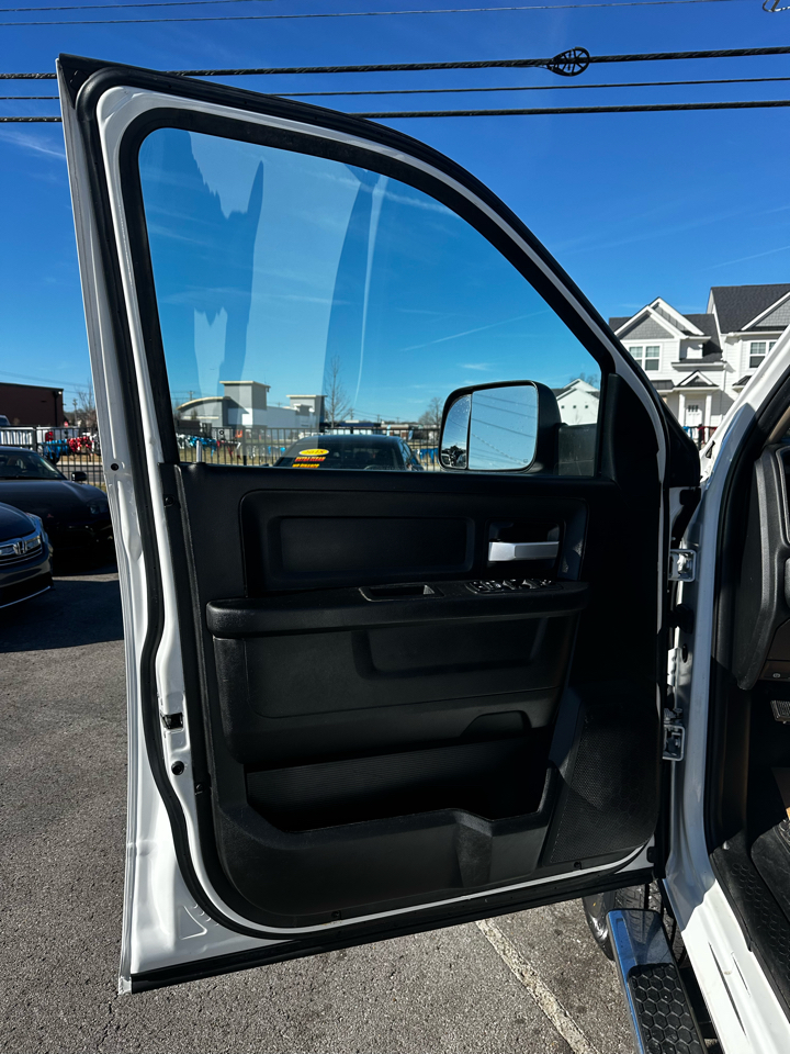 RAM 2500 Tradesman Crew Cab SWB 4WD 2019