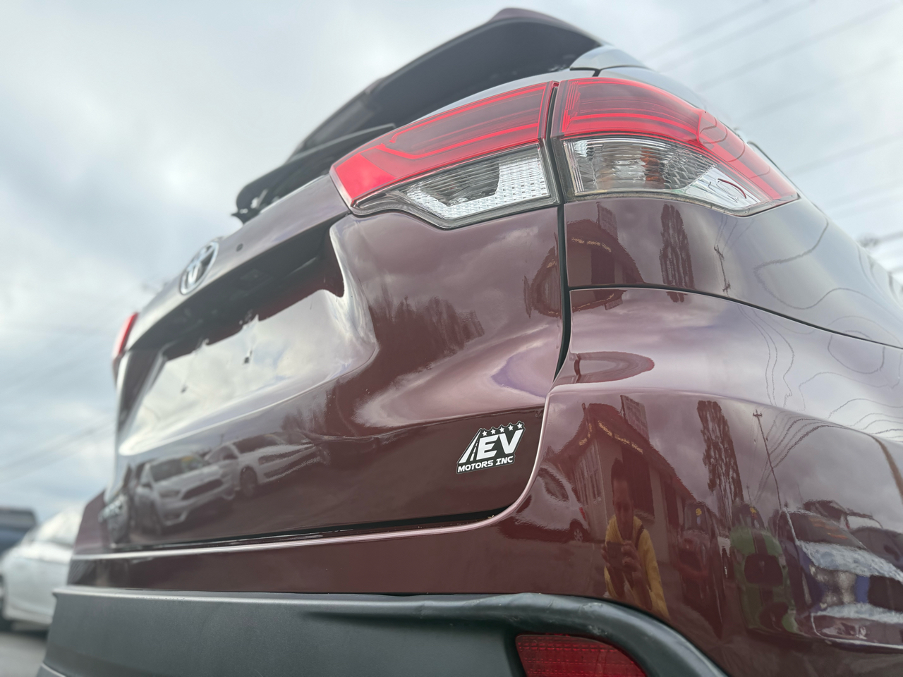 Toyota Highlander LE Plus FWD V6 2019