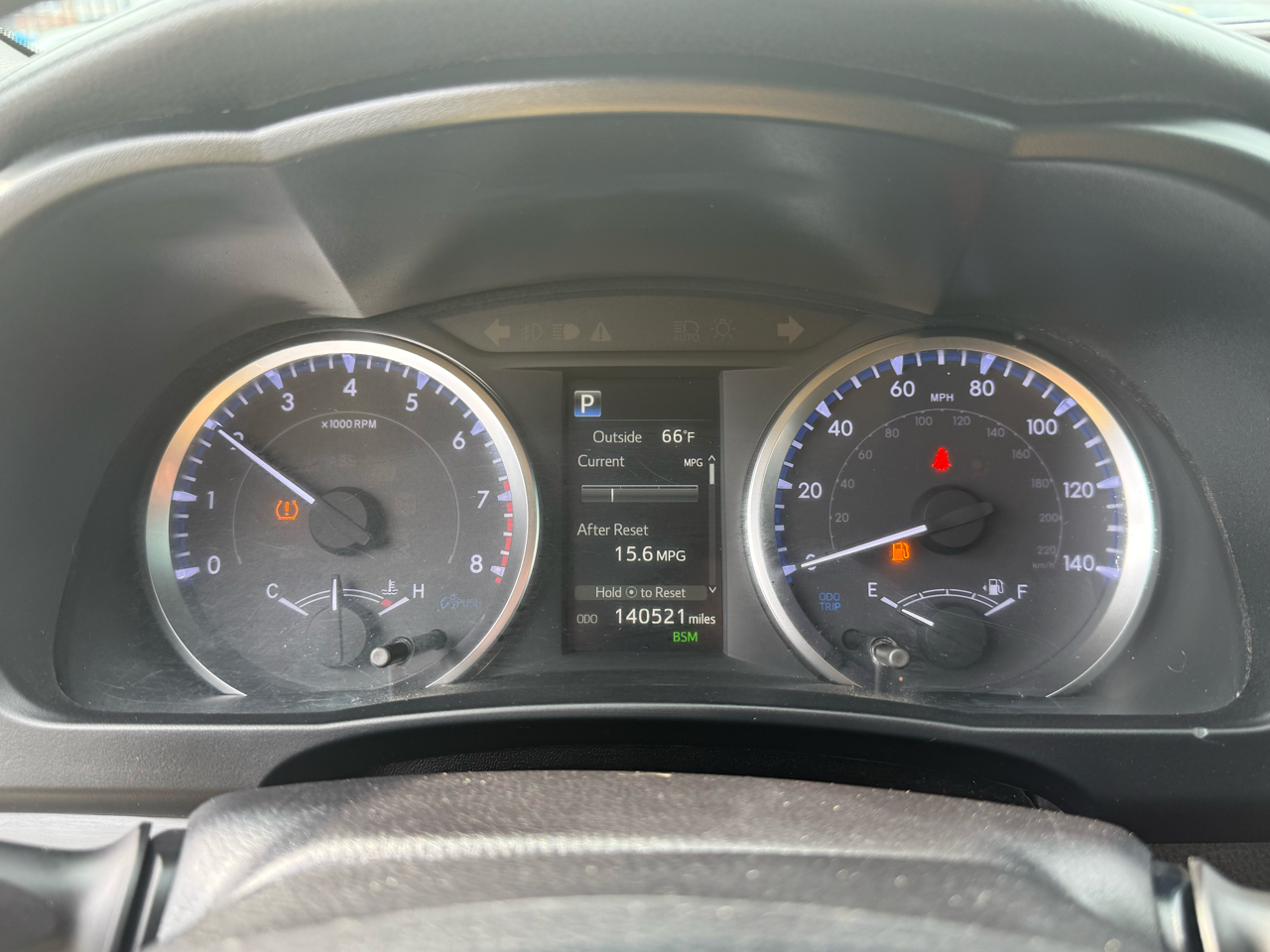 Toyota Highlander LE Plus FWD V6 2019