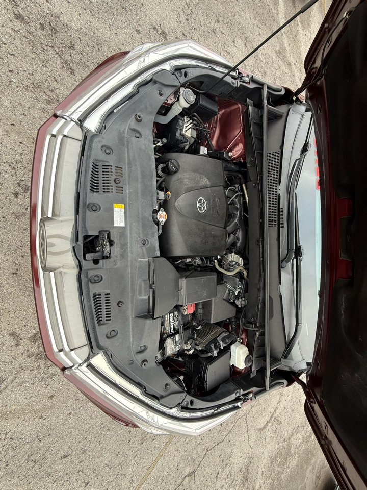 Toyota Highlander LE Plus FWD V6 2019