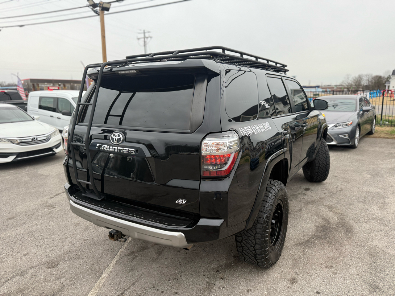 Toyota 4Runner SR5 4WD 2017