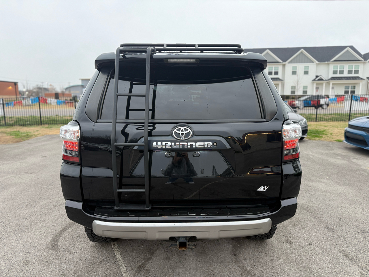 Toyota 4Runner SR5 4WD 2017