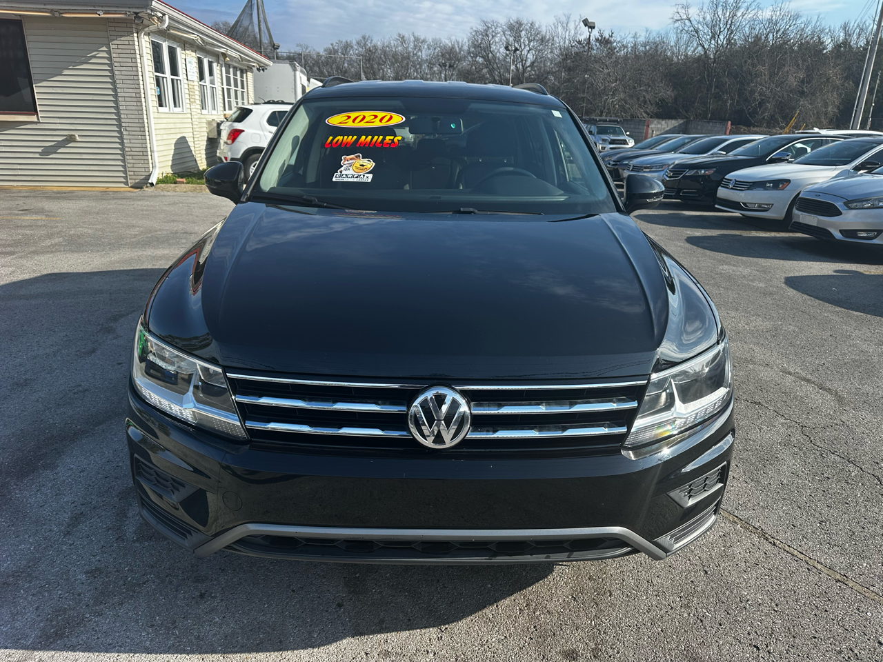 Volkswagen Tiguan S 2020