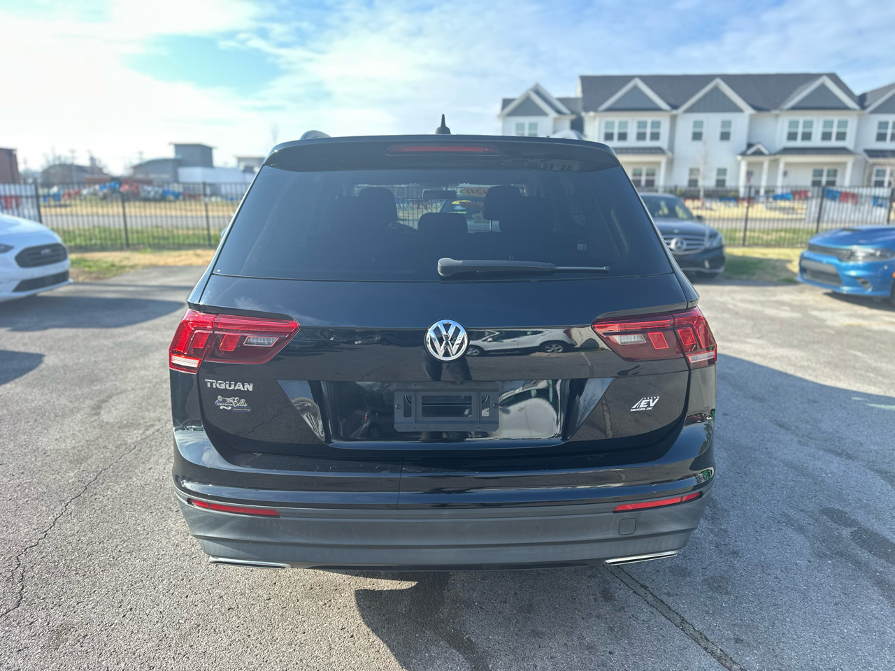 Volkswagen Tiguan S 2020