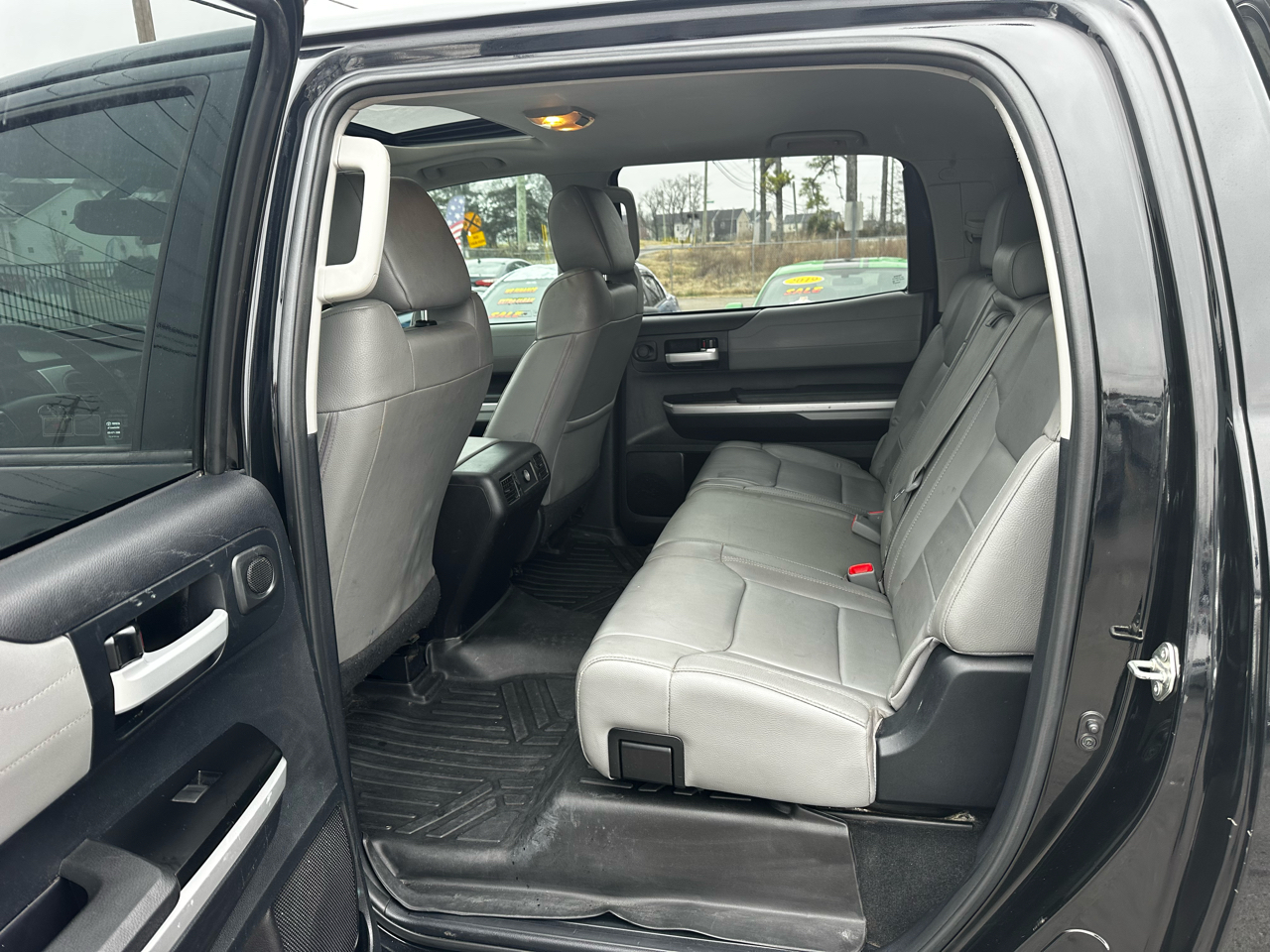 Toyota Tundra Limited 5.7L FFV CrewMax 4WD 2014
