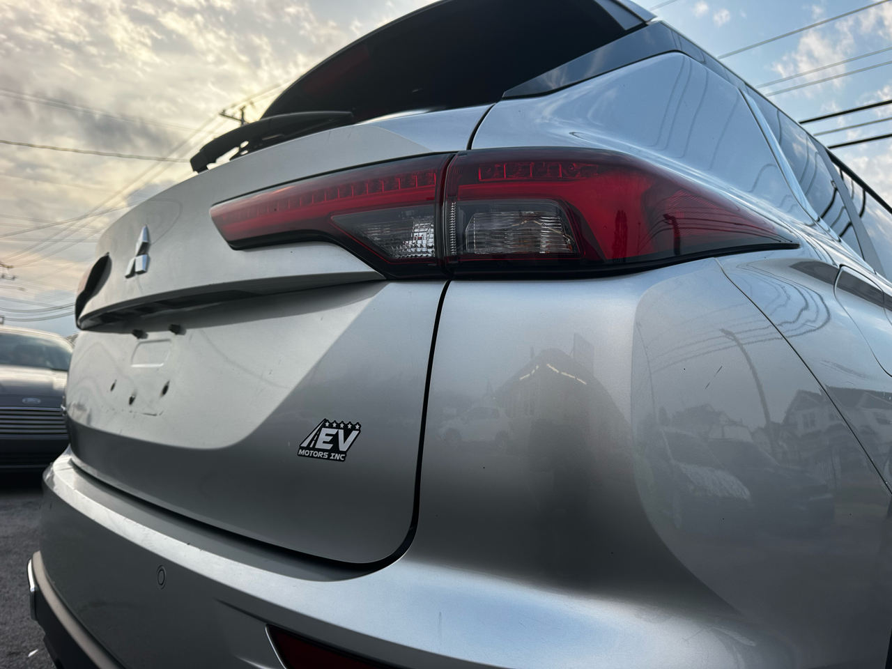 Mitsubishi Outlander ES 2WD 2022