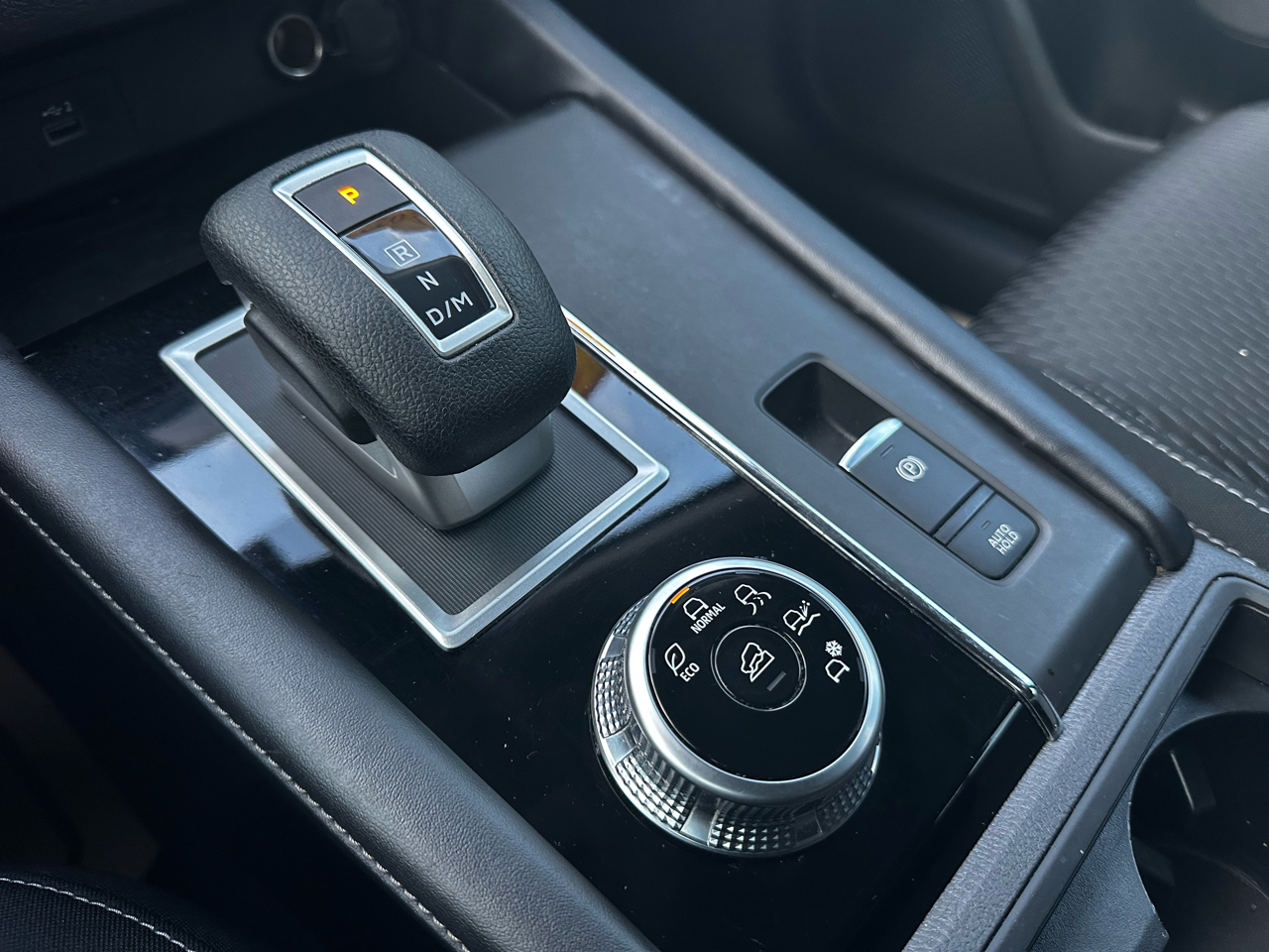 Mitsubishi Outlander ES 2WD 2022