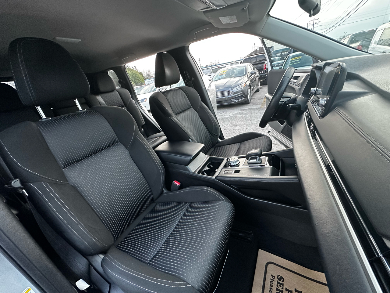 Mitsubishi Outlander ES 2WD 2022