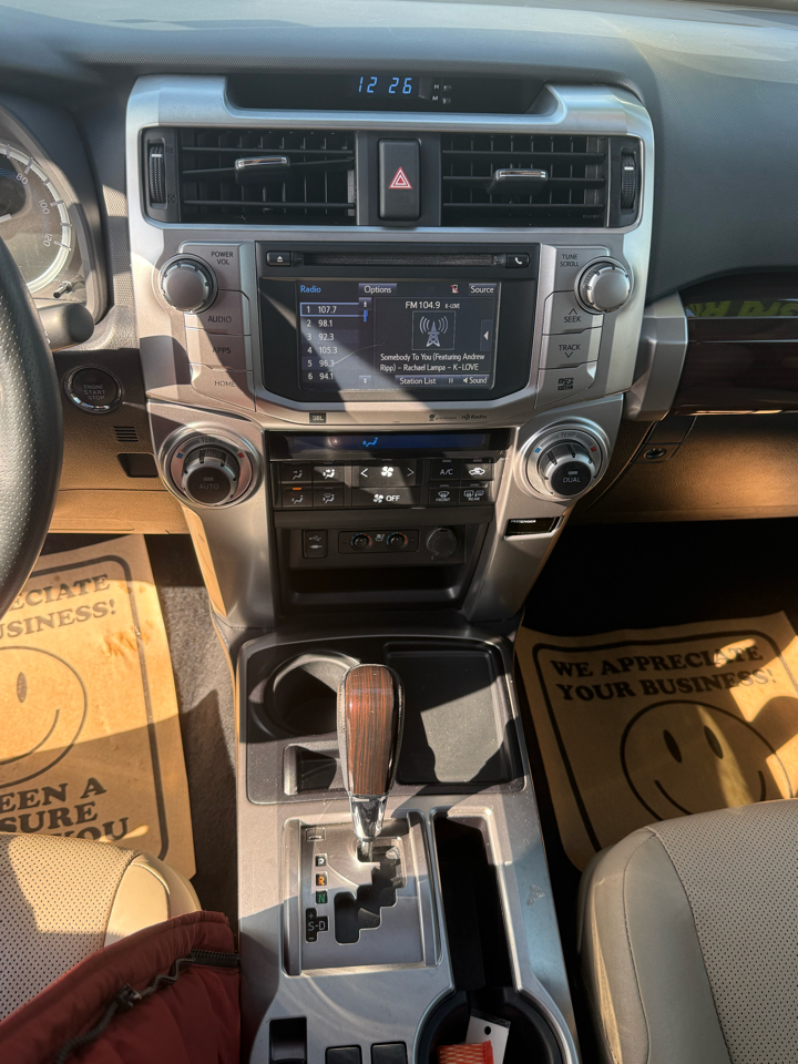 Toyota 4Runner SR5 2WD 2015