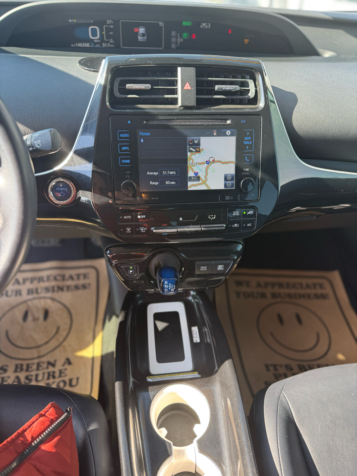 Toyota Prius Two Eco 2016