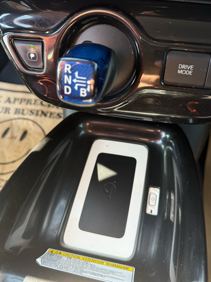 Toyota Prius Two Eco 2016