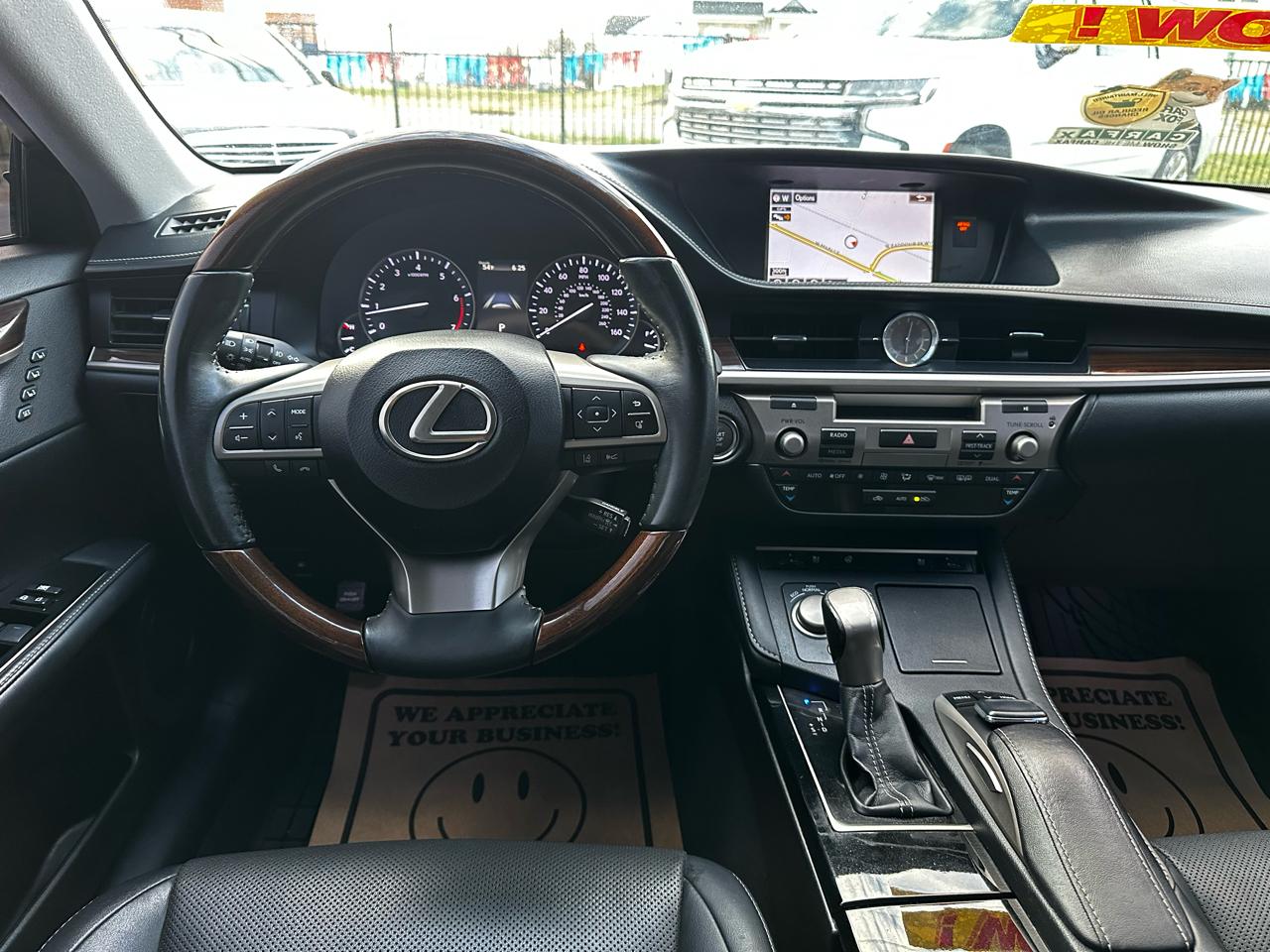 Lexus ES 350 Sedan 2016