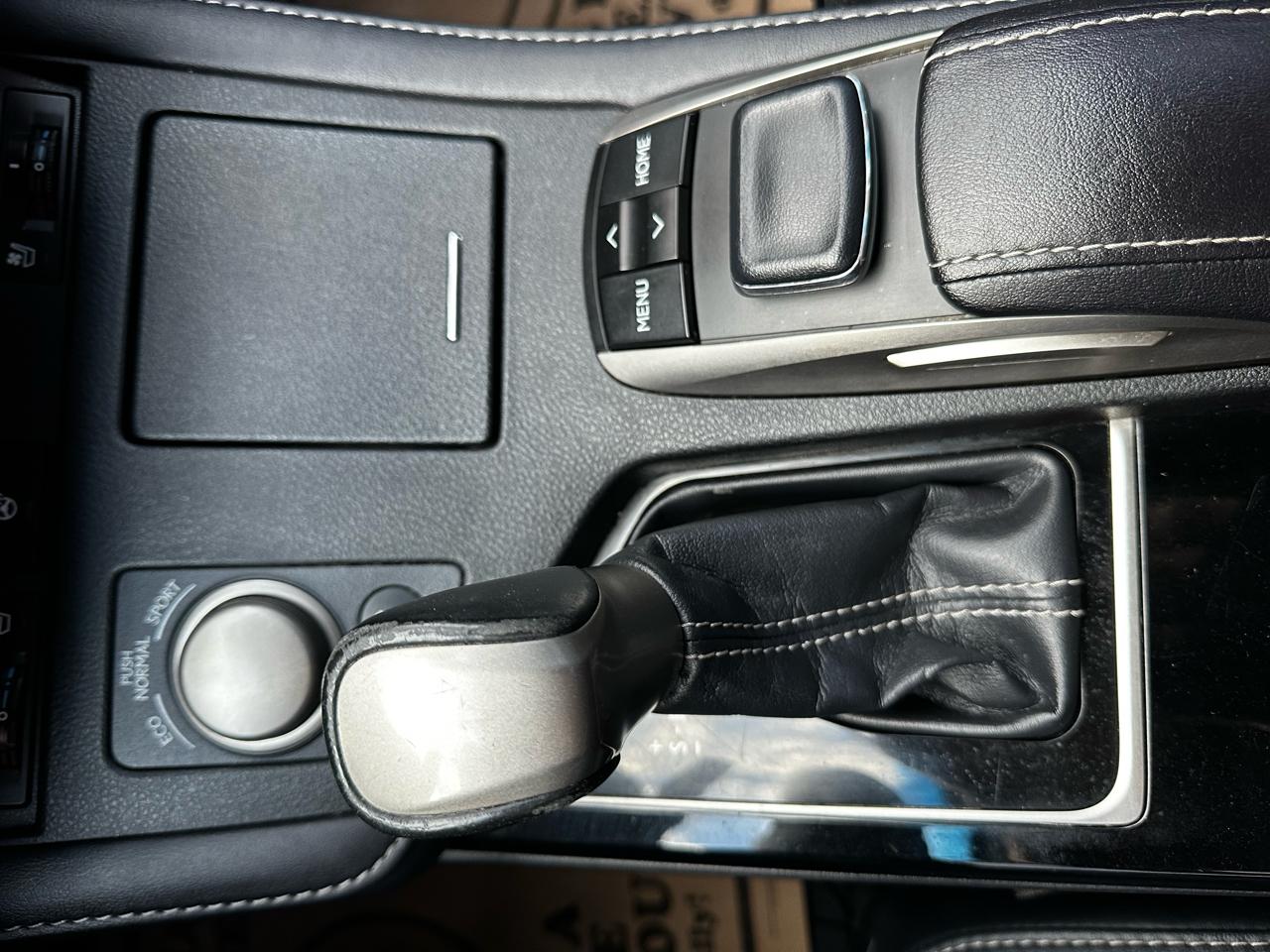 Lexus ES 350 Sedan 2016