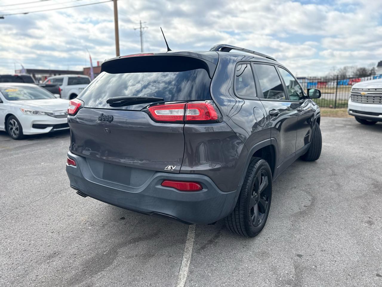 Jeep Cherokee Latitude FWD 2018