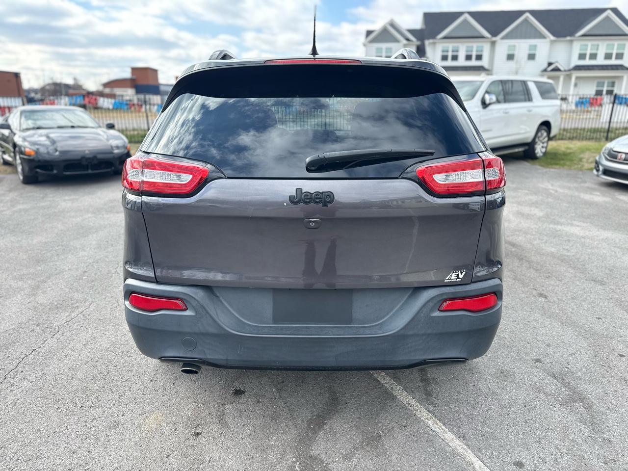 Jeep Cherokee Latitude FWD 2018