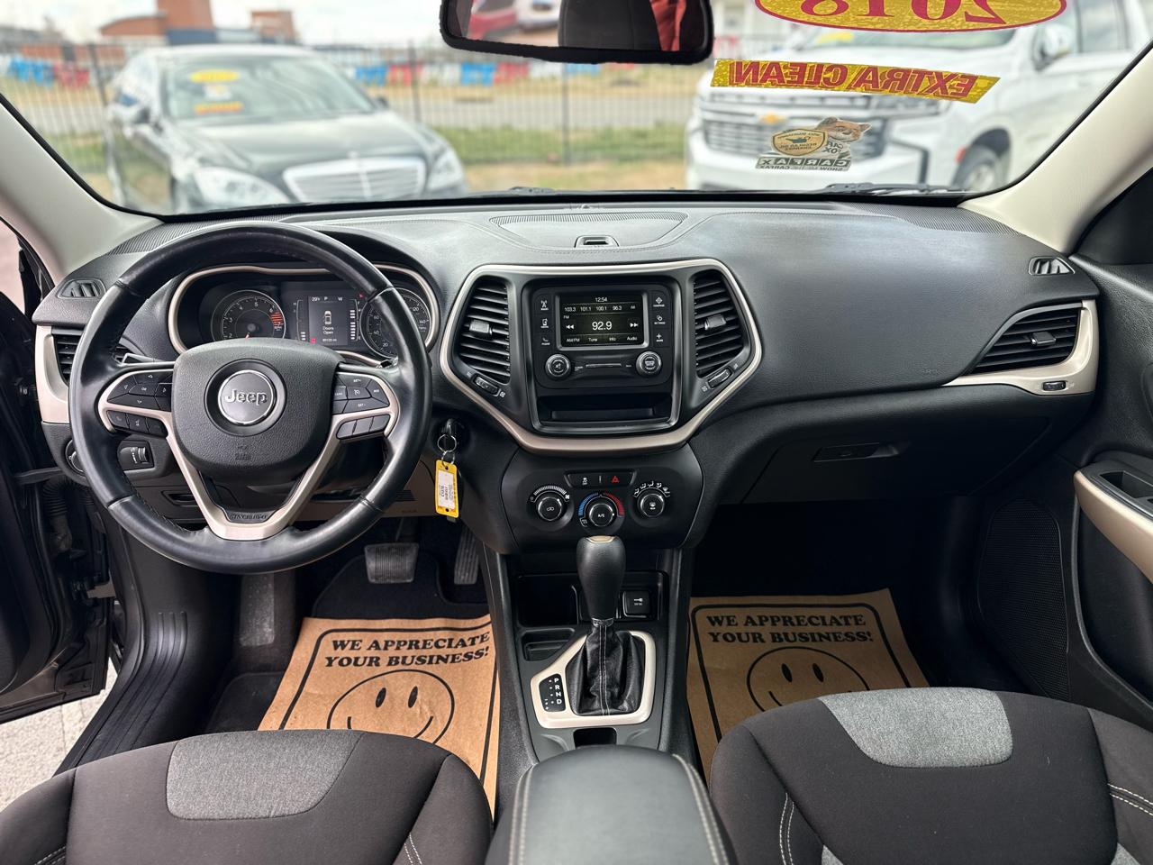 Jeep Cherokee Latitude FWD 2018