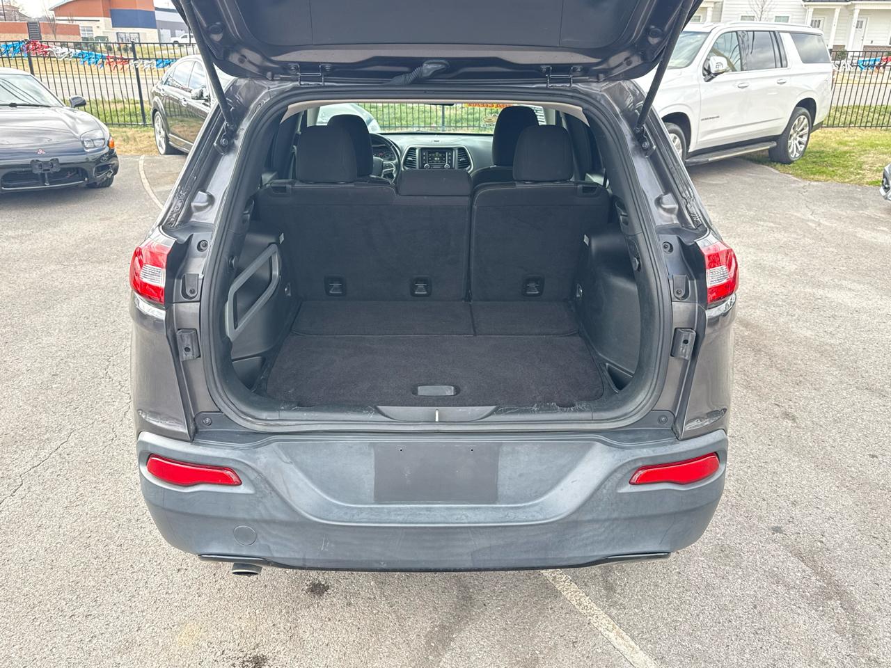 Jeep Cherokee Latitude FWD 2018