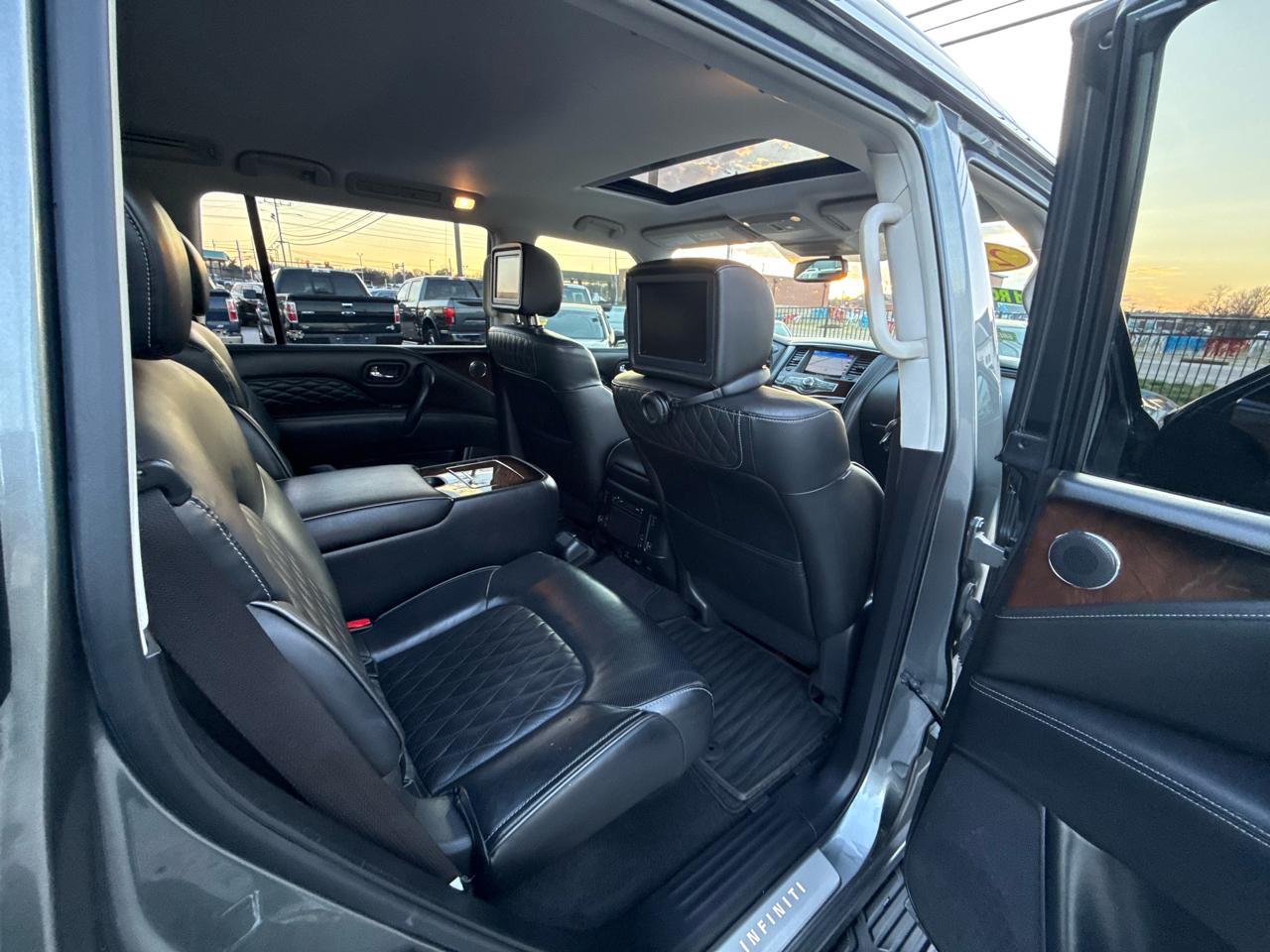 Infiniti QX80 Limited 4WD 2019