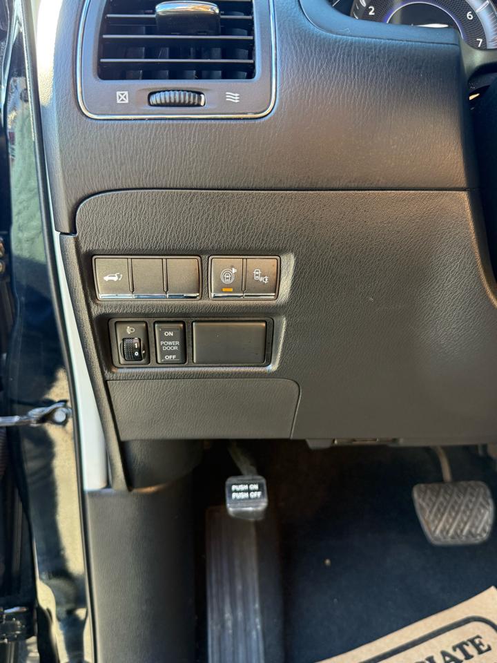 Infiniti QX80 2WD 2016