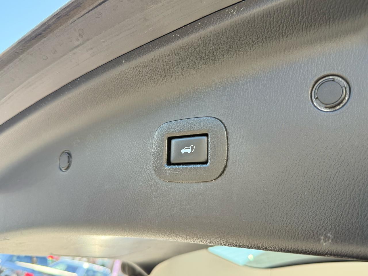 Infiniti QX80 2WD 2016