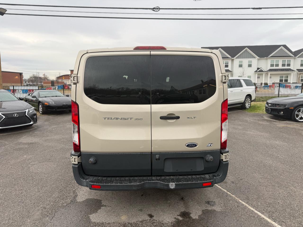 Ford Transit 350 Wagon Low Roof XLT 60/40 Pass. 148-in. WB 2017