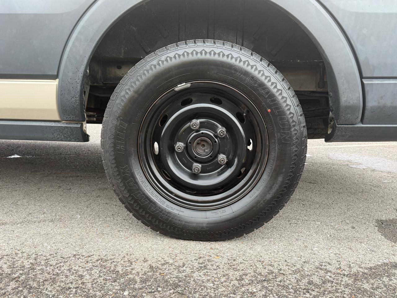 Ford Transit 350 Wagon Low Roof XLT 60/40 Pass. 148-in. WB 2017