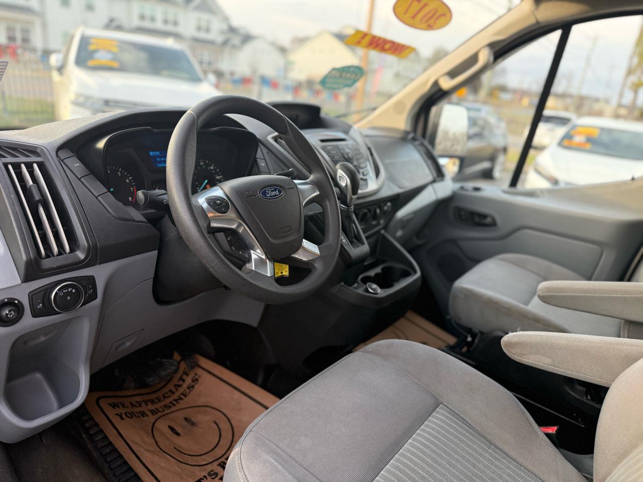 Ford Transit 350 Wagon Low Roof XLT 60/40 Pass. 148-in. WB 2017