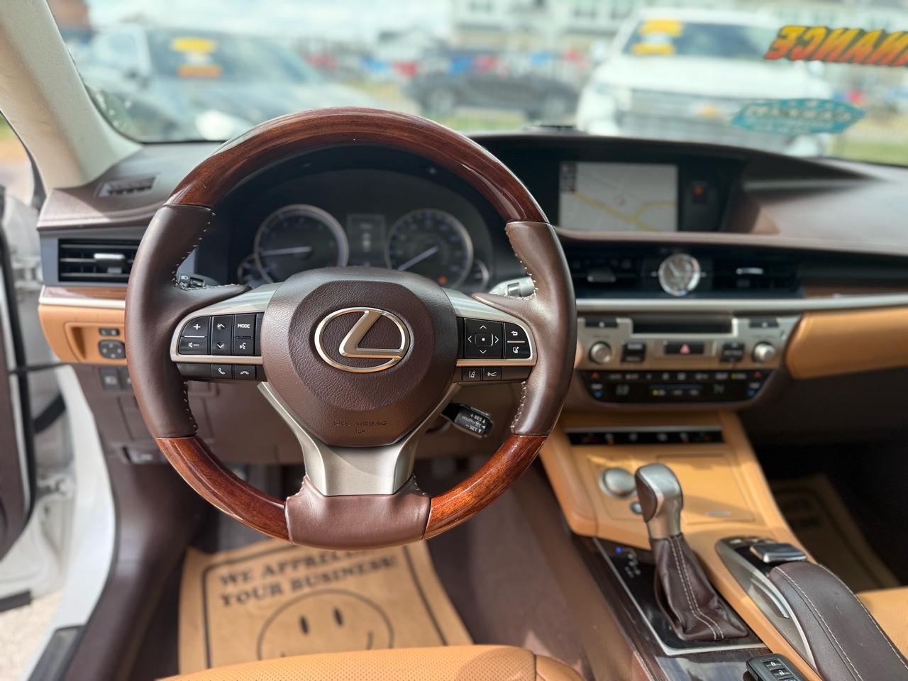 Lexus ES 350 Sedan 2017