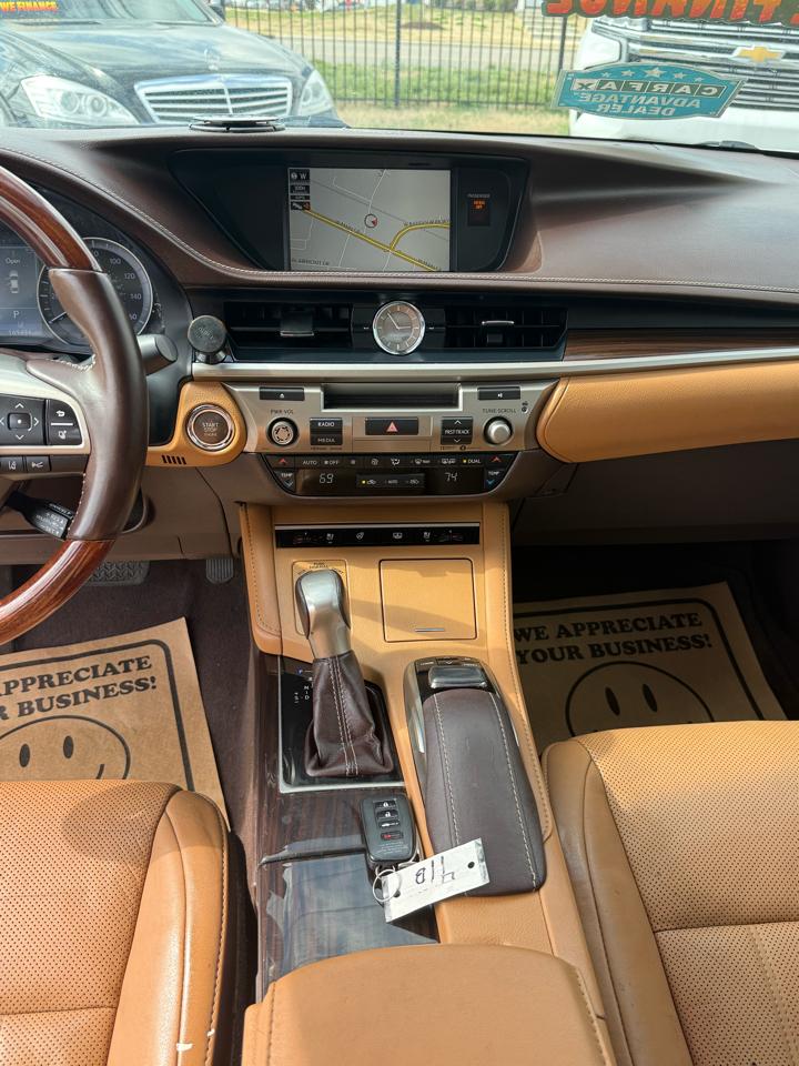 Lexus ES 350 Sedan 2017