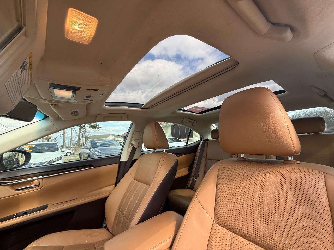 Lexus ES 350 Sedan 2017