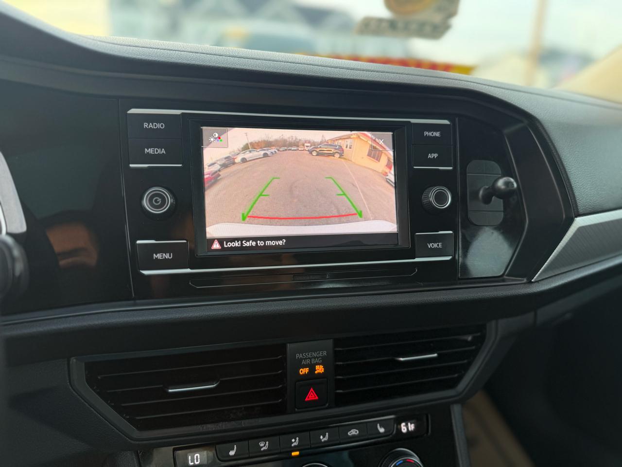 Volkswagen Jetta 1.4T S 8A 2021