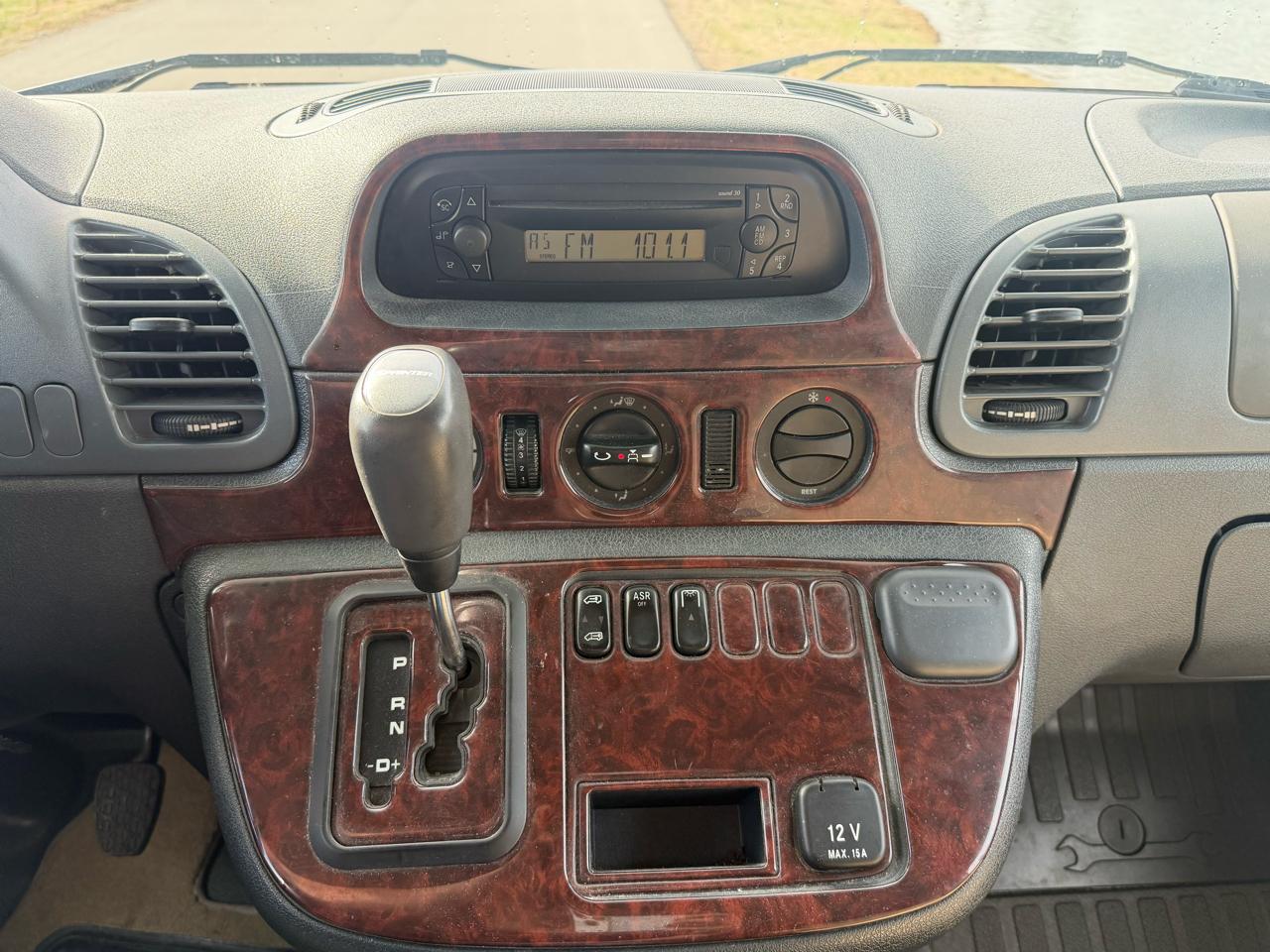 Freightliner Sprinter Van 3500 158-in. WB 2006