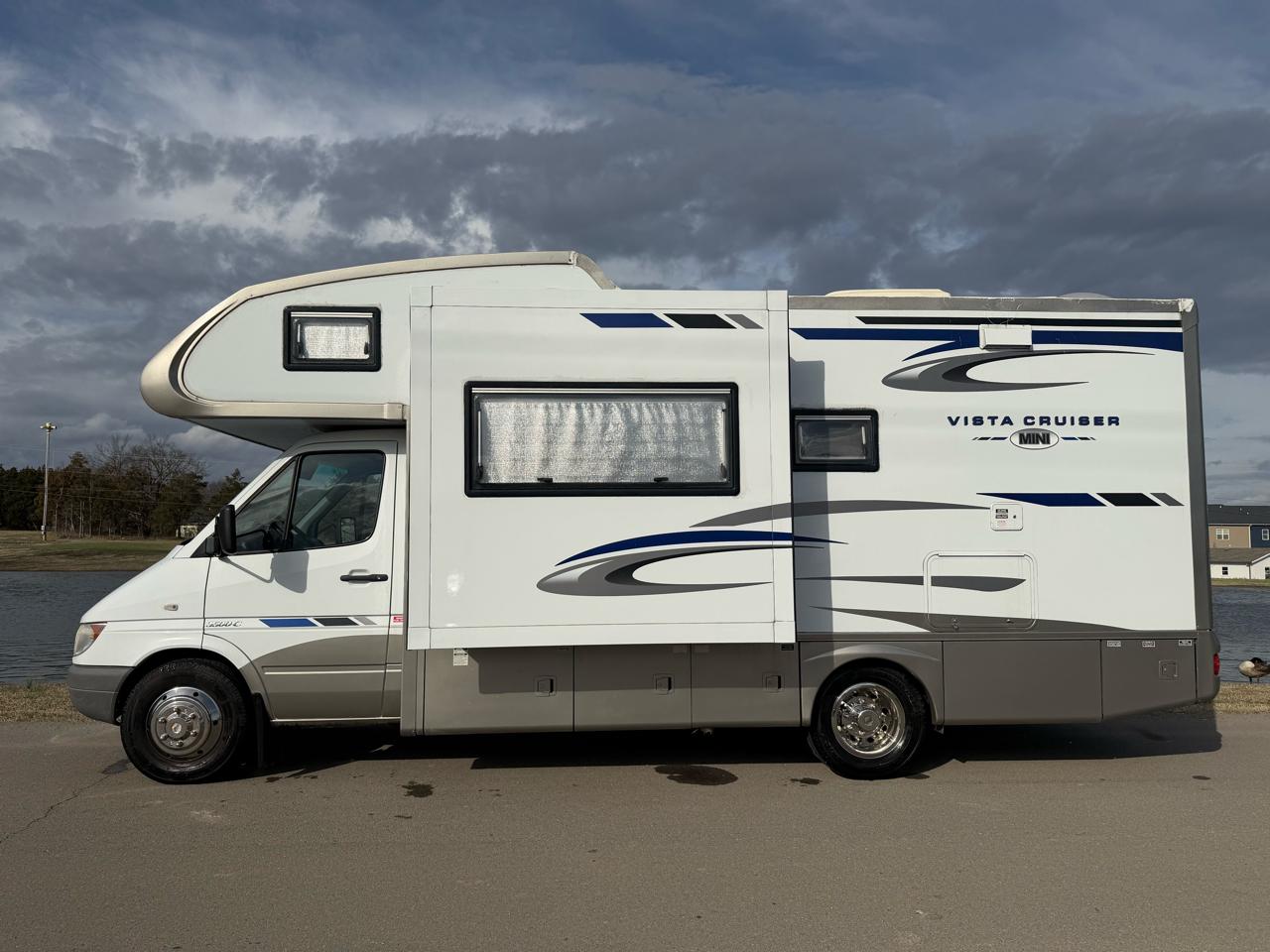 Freightliner Sprinter Van 3500 158-in. WB 2006