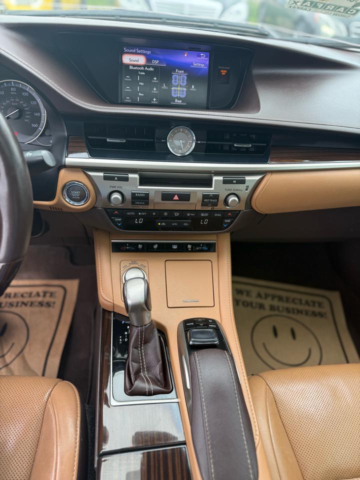 Lexus ES 350 Sedan 2017