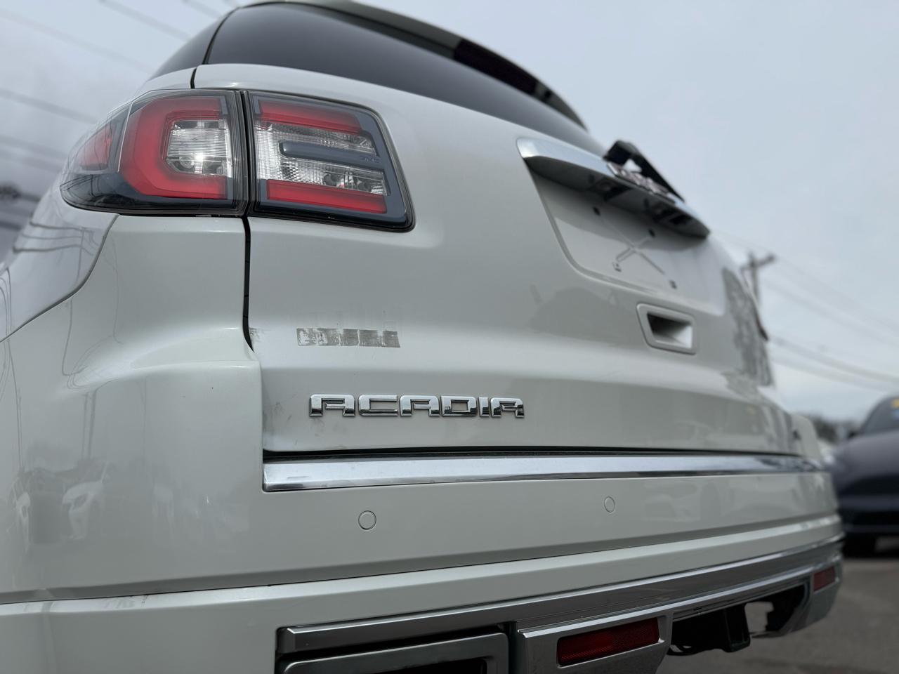 GMC Acadia Denali AWD 2016