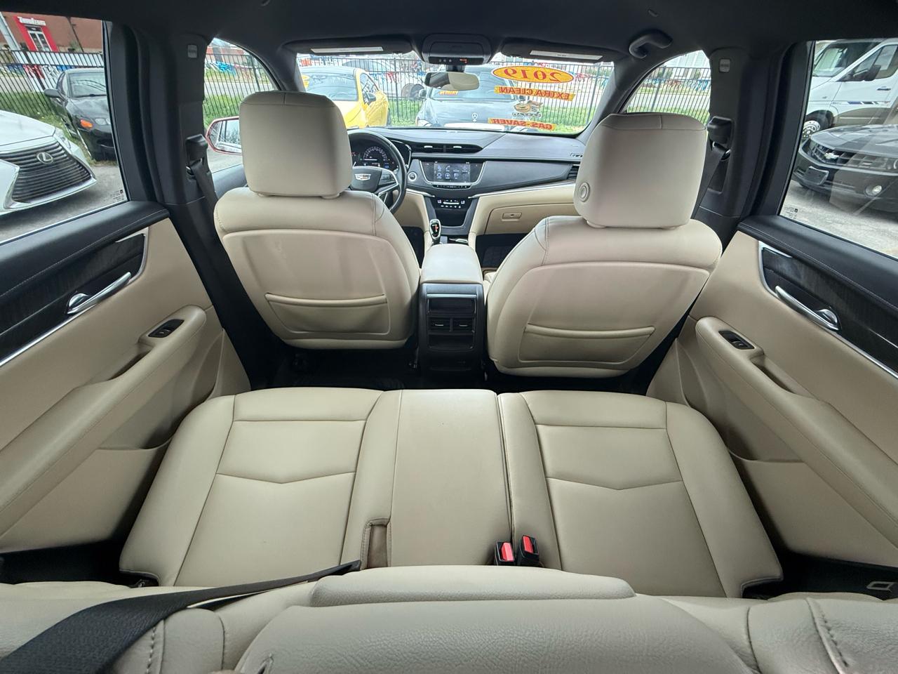 Cadillac XT5 Base 2019