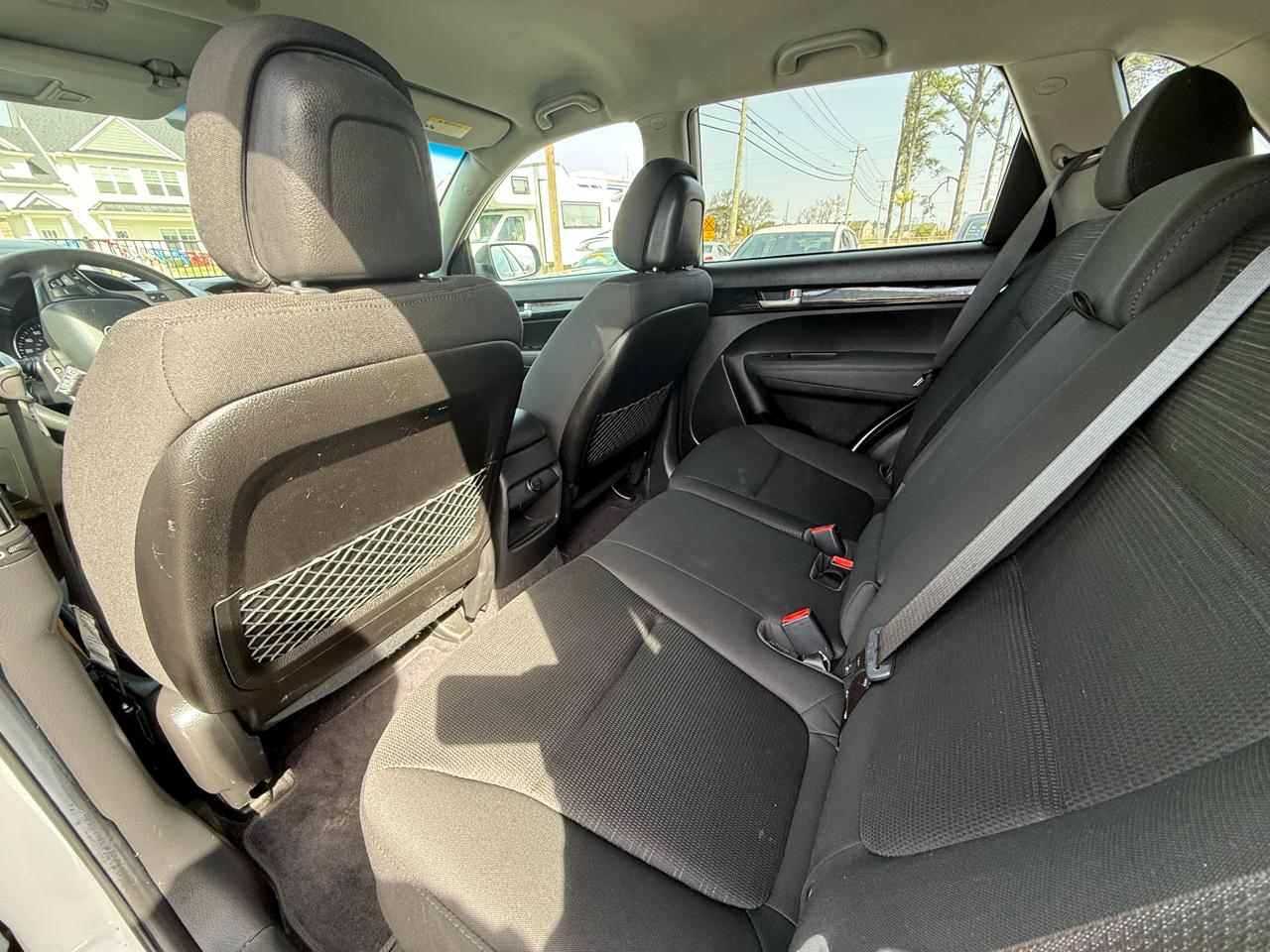 Kia Sorento LX 2WD 2015