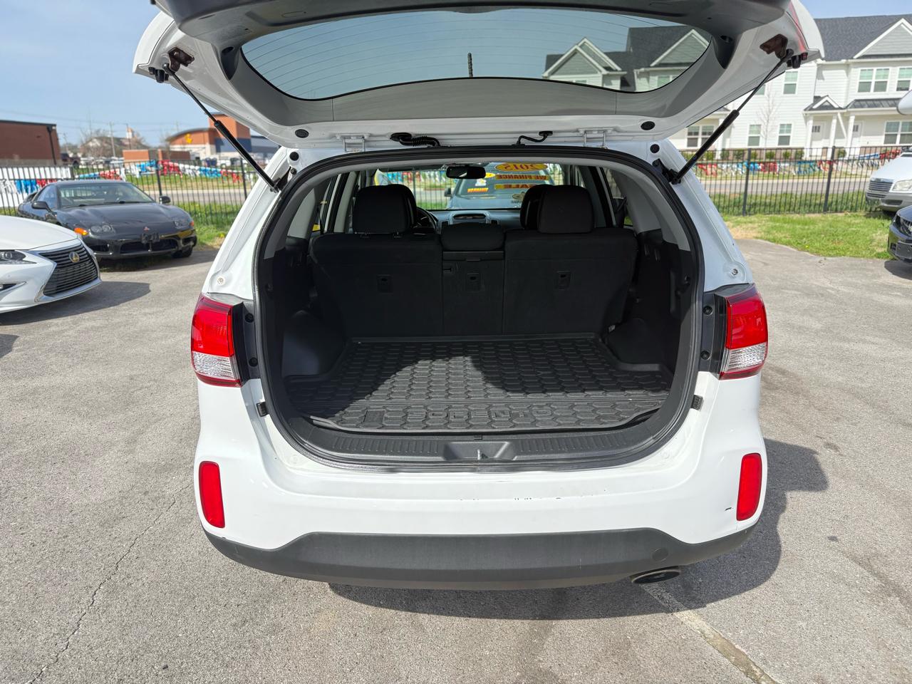 Kia Sorento LX 2WD 2015