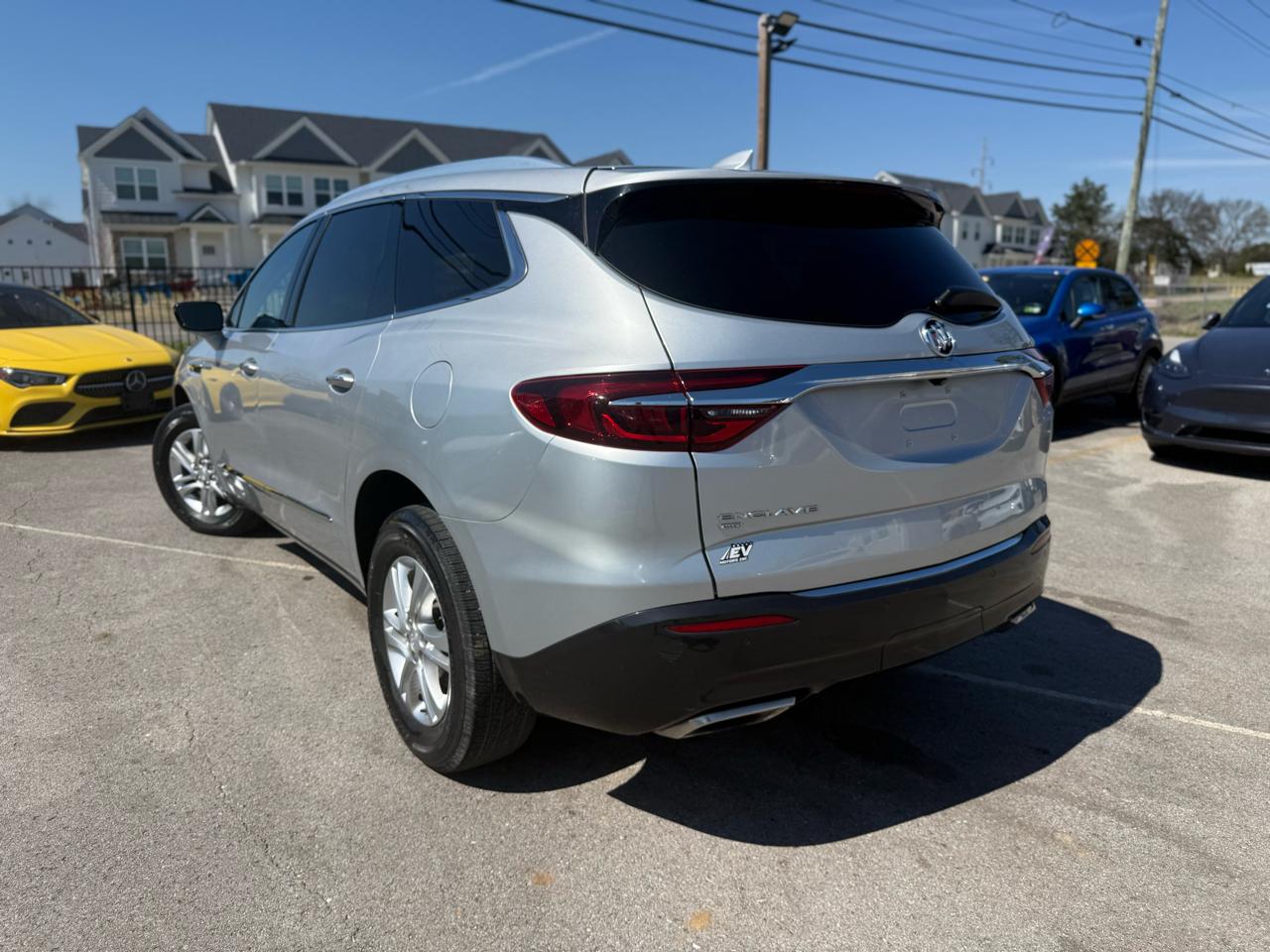Buick Enclave Essence AWD 2021