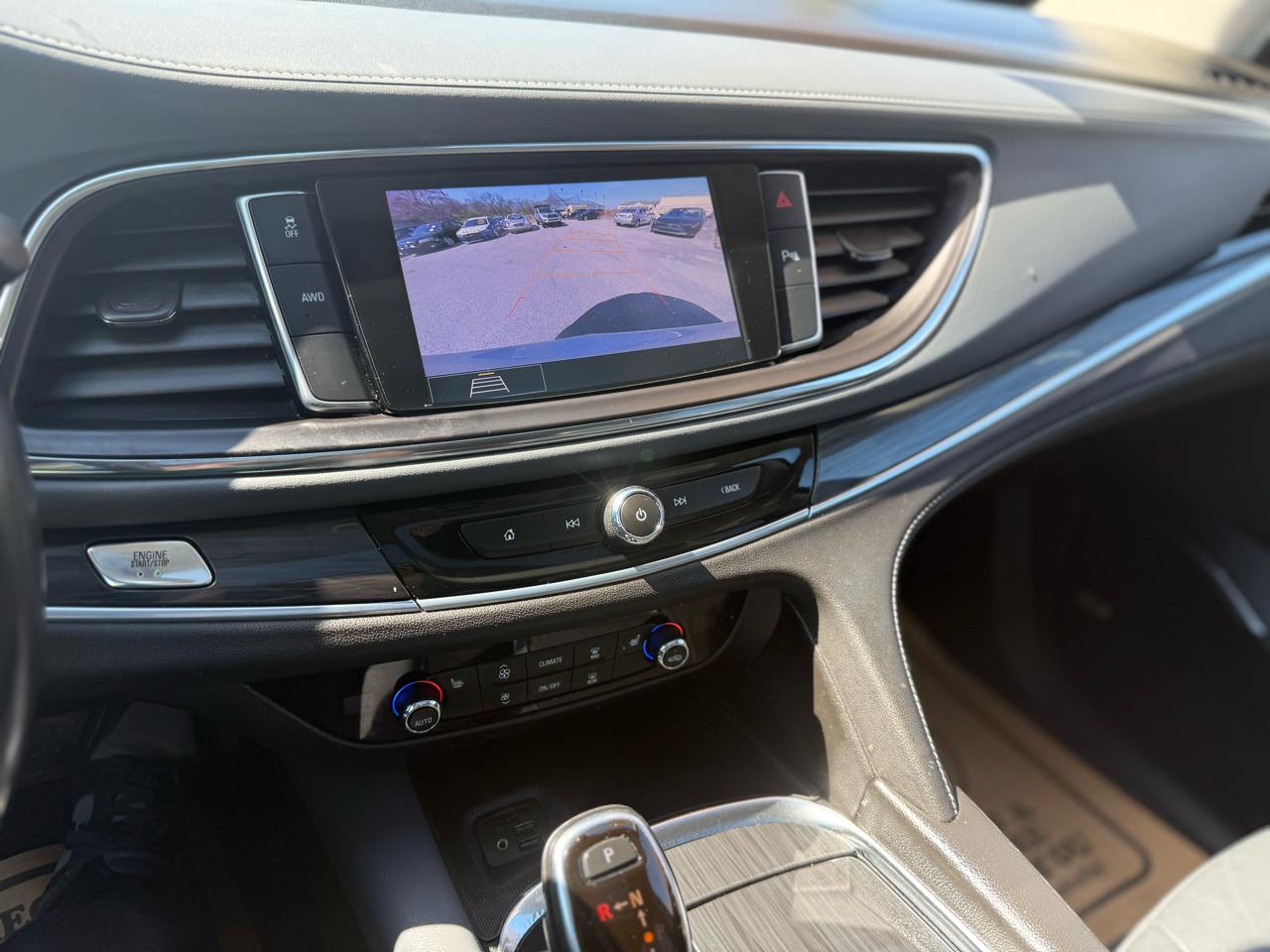 Buick Enclave Essence AWD 2021