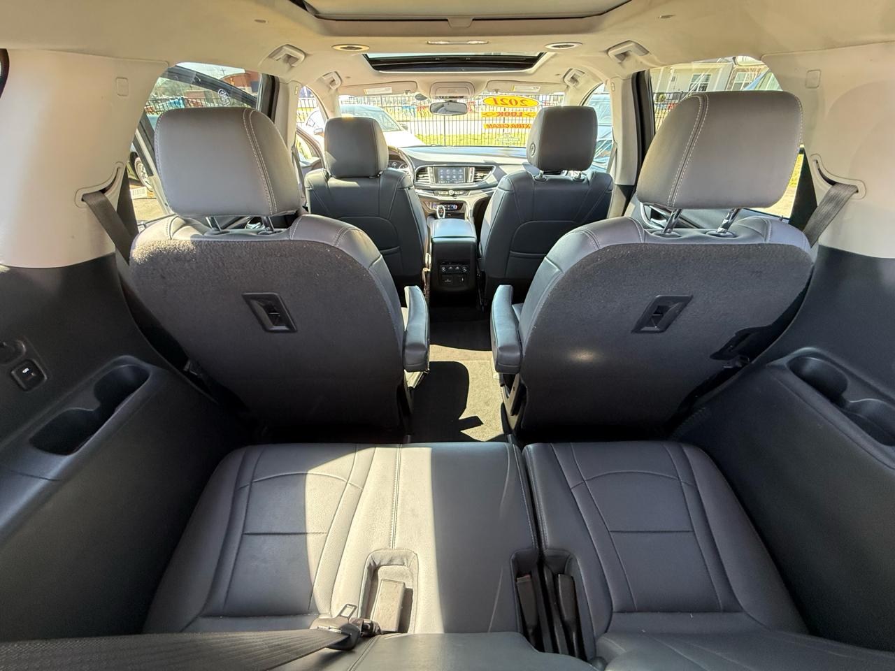 Buick Enclave Essence AWD 2021