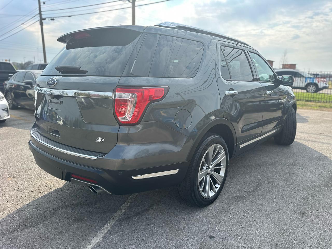 Ford Explorer Limited FWD 2019