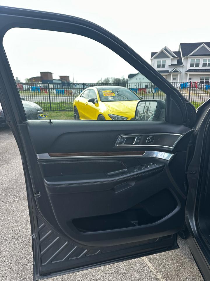 Ford Explorer Limited FWD 2019