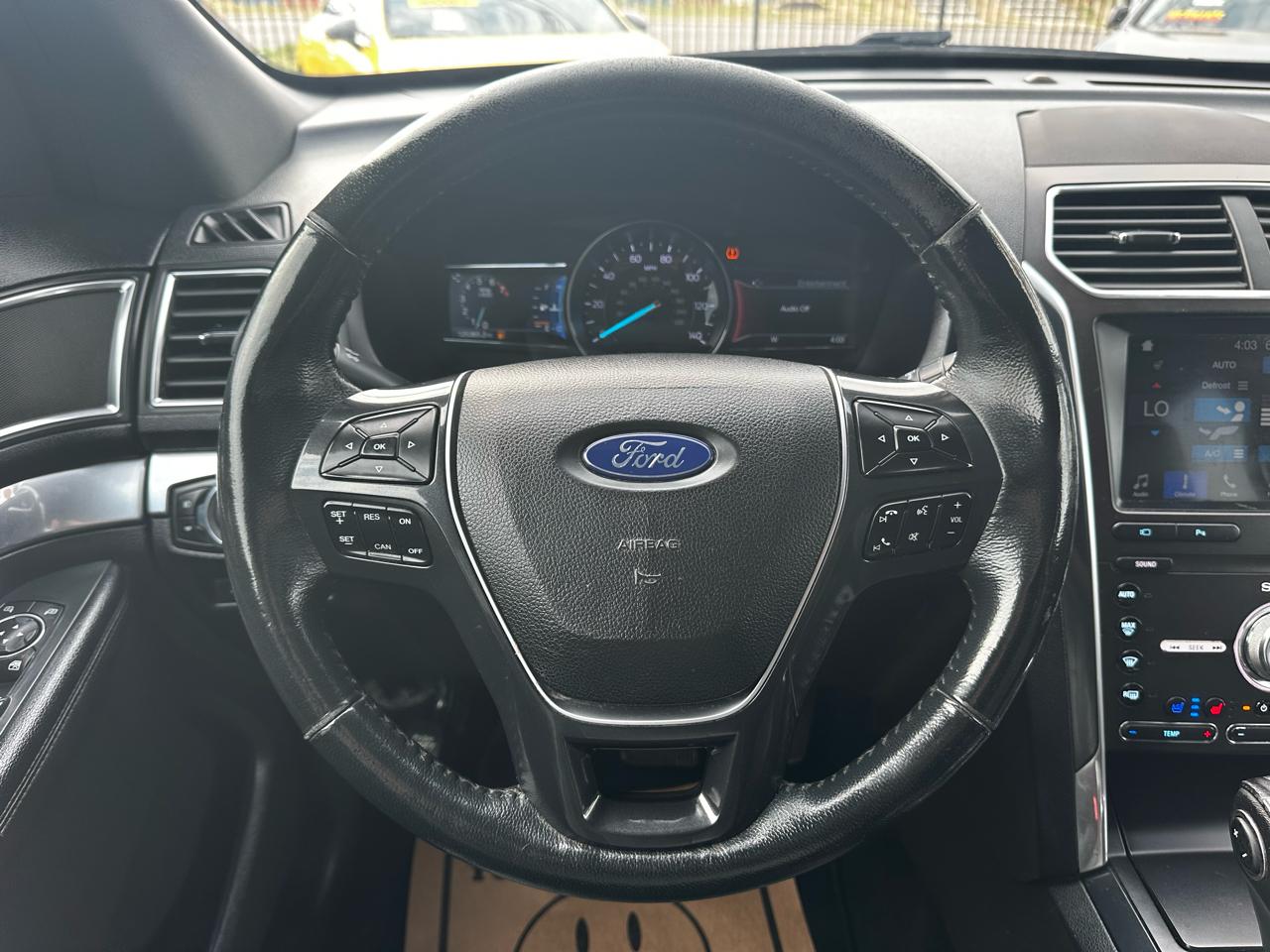 Ford Explorer Limited FWD 2019