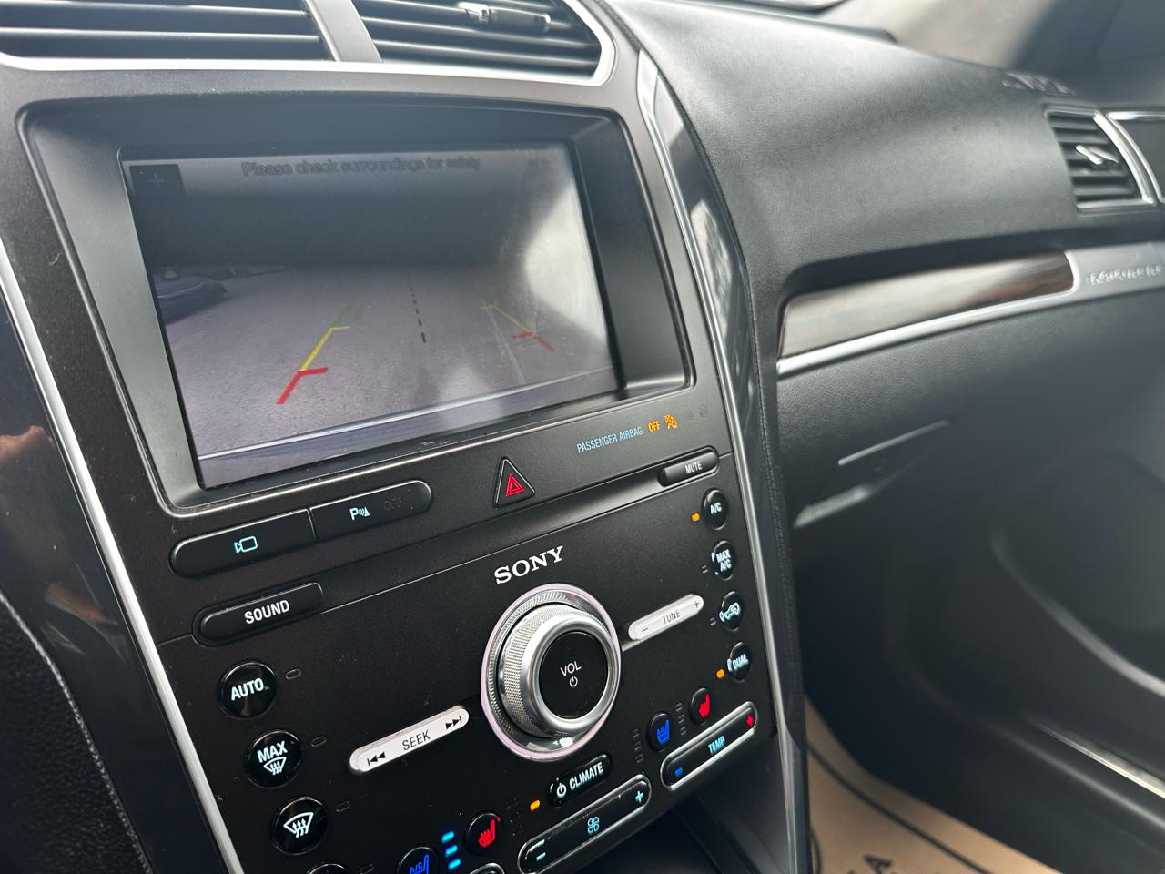 Ford Explorer Limited FWD 2019