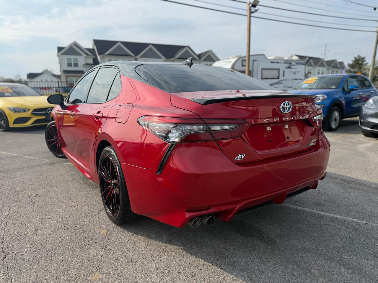 Toyota Camry Hybrid XSE 2021