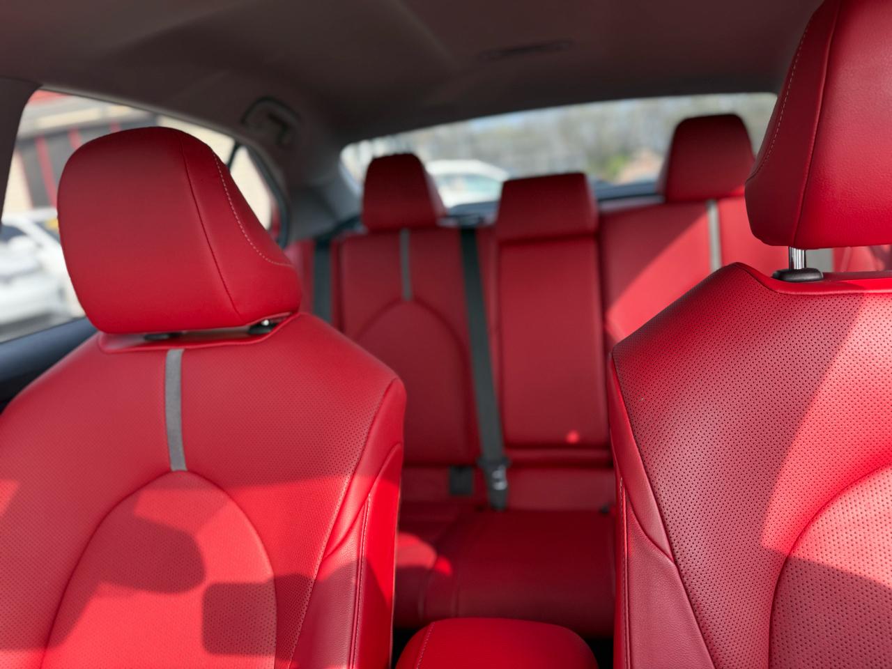 Toyota Camry Hybrid XSE 2021